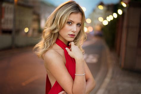 Martin Kühn portrait urban blonde women outdoors 500px HD