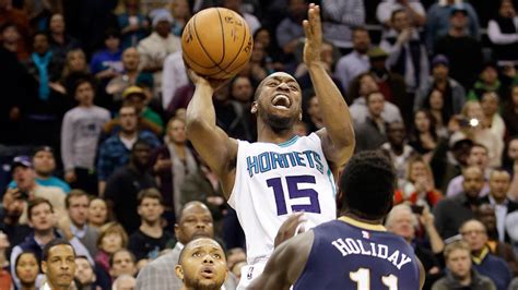 Video: Hornets' Kemba Walker banks in go-ahead shot to beat Pelicans ...