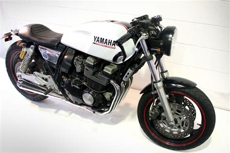 Ellaspede Yamaha XJR400 The Naked Bullet Autoevolution