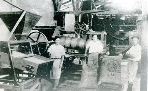 Fotografía de un beneficio de café propiedad de Jorge Zeledón Castro