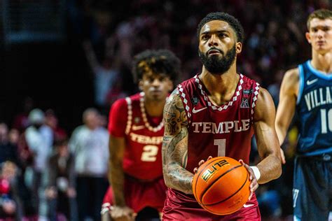 Dunn Reynolds Lead Temple Past No 16 Villanova The Temple News