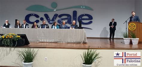 Rotary Club De Palotina Faz Entrega De Pr Mios Ao Empres Rio Rural E