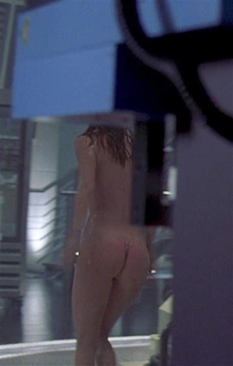 Nude Celebs In Hd Sarah Wynter Picture Original Sarah Wynter The Th Day P