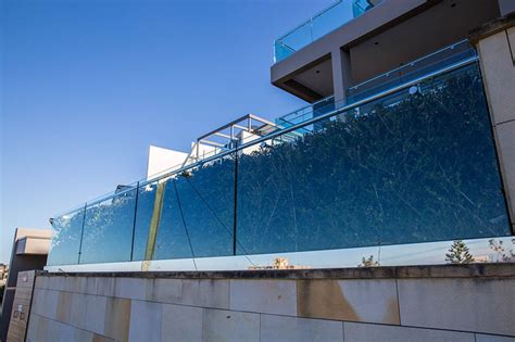 Terrace Aluminum Frameless U Channel Base Glass Railing