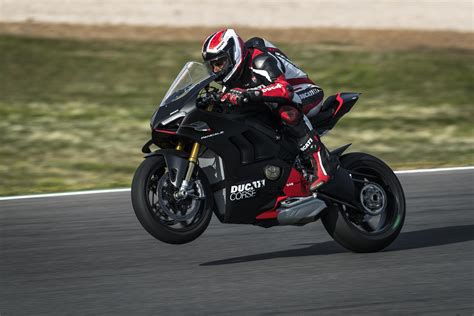 Ducati unloads the specialness cannon on new Panigale V4 SP2