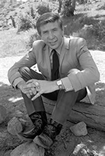 Buck Owens Biography, Age, Height, Wife, Net Worth, Family