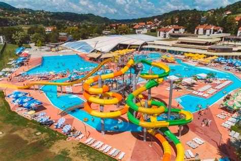 Camping Kroati Met Glijbanen En Waterpark Top Campings