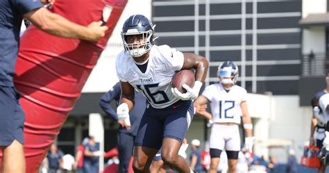 Report: Titans' Treylon Burks Expected to Miss 'A Few Weeks' with