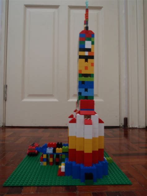 BUANASENI: LEGO TOWER I