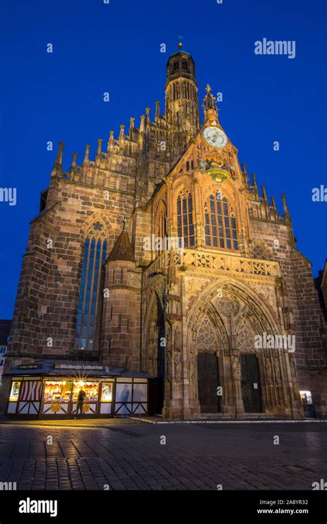 La fachada de la Frauenkirche o también conocida como la Iglesia de