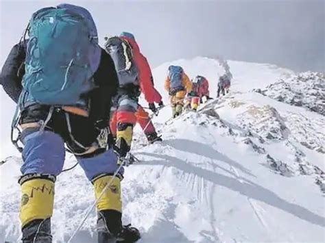 Mountaineering Training Requires Endurance, Strength and Flexibility ...