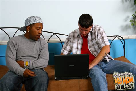 Cayla Craves Watching My Mom Go Black 002 Porn Pic