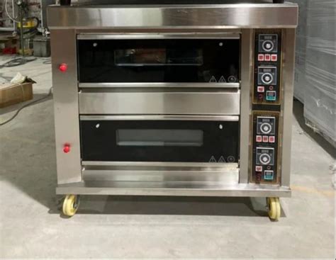 Double Decks Electric Two Deck Four Tray Gas Oven At In New Delhi