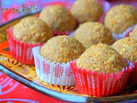 Boules D Nergie Aux Dattes Amandes Coco Et Avoine Une Recette