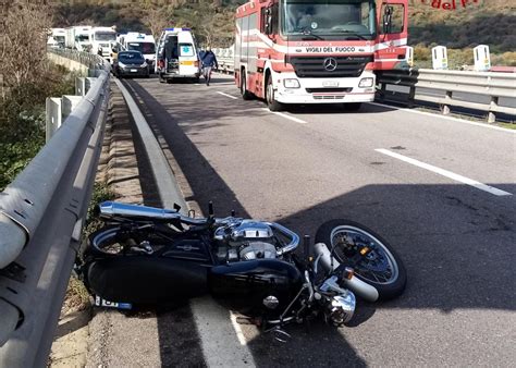 Sardegna Incidente Stradale In Moto Muore Enne Ogliastra Vistanet