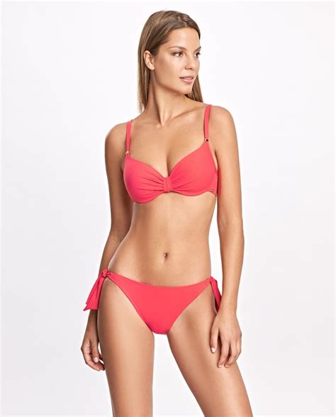 Top bikini copa básica con aro Skye Bikini Bikini