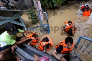 Banjir Di Perumahan Pondok Gede Permai Datatempo