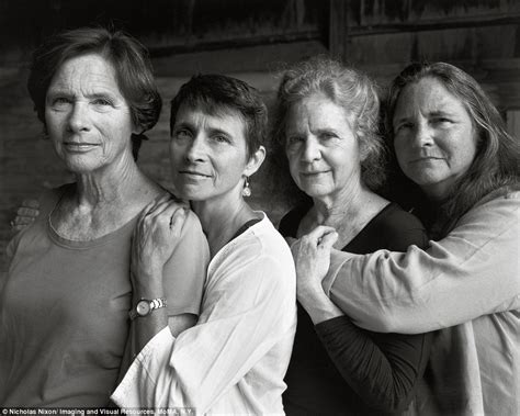 Nicholas Nixons Photos Shows Transformations Of Four Siblings Over