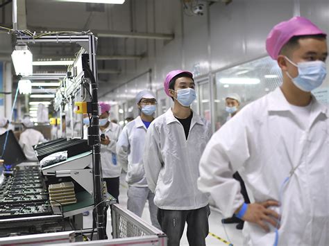 Foxconn met fin au bouclage du plus grand site d'Iphone du monde | LFM ...