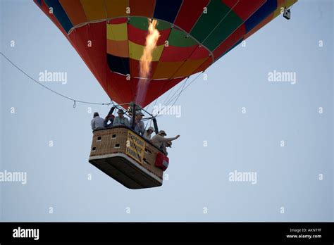 Passengers Having A Flight In A Hot Air Balloon Stock Photo Alamy