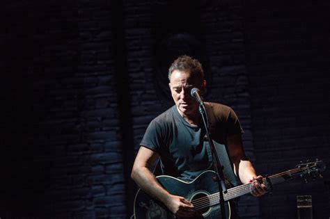 Bruce Springsteen Will Return to Broadway in June - The New York Times