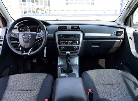 Китайский пикап JAC T6 2018