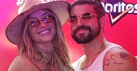 Caio Castro E Daiane De Paula Posaram Em Camarote Do Lollapalooza Em