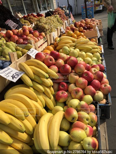 新鮮な果物や野菜がたくさん、海外の通りの写真・画像素材 2786764 Snapmart（スナップマート）