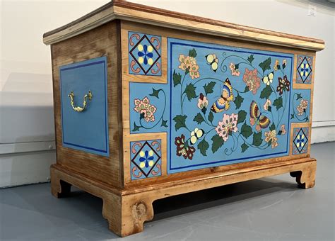 Blue Chest | Torpedo Factory Art Center