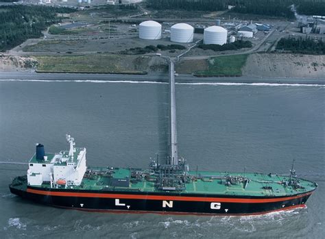 oil drum  cold facts   hot commodity lng