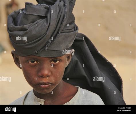 Native People In Tchad Sahara Desert Central Africa Stock Photo Alamy