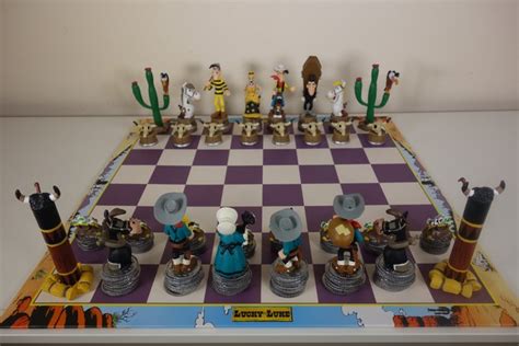 Jeu déchecs Lucky Luke Plastoy Jeu D echecs Catawiki