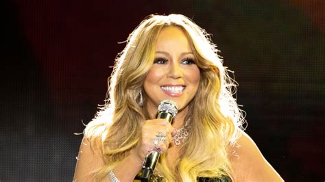 Mariah Carey Musters A Smile In Heartfelt Message About Late Father On