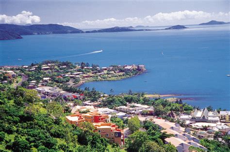 Aerial view of Airlie Beach - Picture Tour - Whitsundays Australia