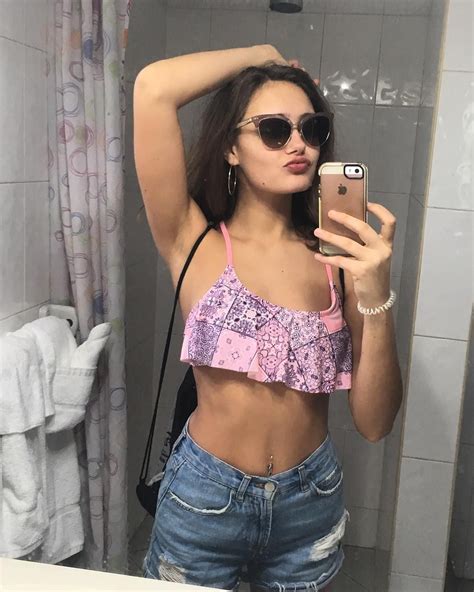 Ella Purnell Bikini 67 фото