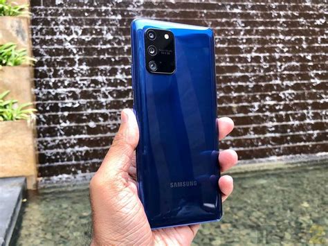 Samsung Galaxy S10 Lite specs, faq, comparisons