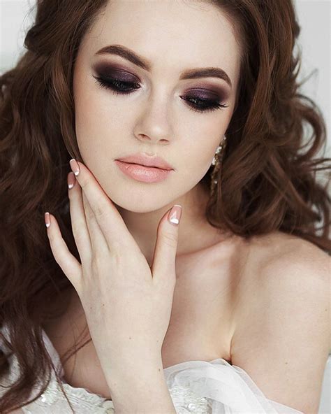 45 Wedding Make Up Ideas For Stylish Brides In 2021 Makeup Wedding