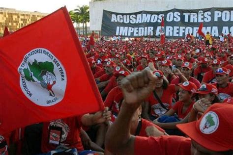 Mst Invade Fazenda Em Sp E Inicia Abril Vermelho Exame