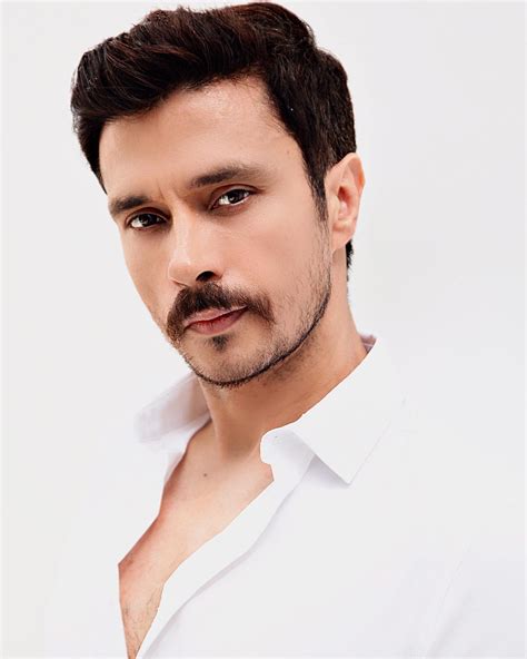 Darshan Kumar Biography Wiki Wife Parents Networth Career