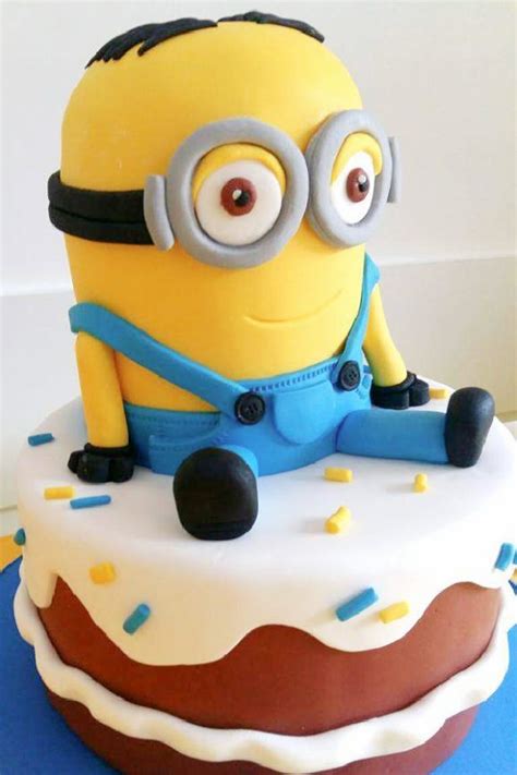 20 Fabulous Minion Cake Ideas! | Catch My Party