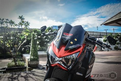 Kawasaki Z Naked Street Racing MotoNaked