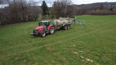 Épandage de lisier avec une cuve pichon 12000l et pendaillard 12m