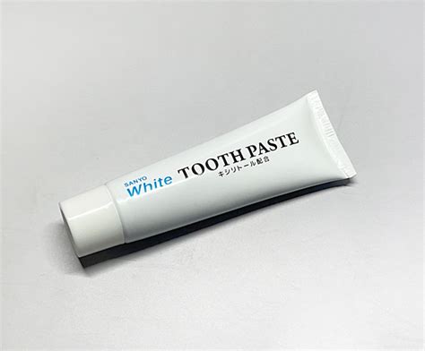 歯磨きチューブ サンヨーホワイト30g ホテル 旅館アメニティ・入院、介護用品・防災用品・不織布製品の卸販売イーゾン