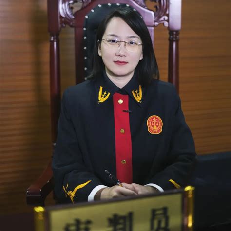 对“家暴”说不！听法官讲授妇女权益保护直播课澎湃号·政务澎湃新闻 The Paper