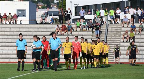 Fußball Pleite in Sonneberg Kalte Dusche für den 1 FC 04 in aller