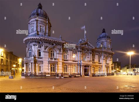 Town Dock Museum At Night Queen Victoria Square Kingston Upon Hull East