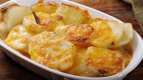 Pommes De Terre Au Four Gratin Es Cro Te Croustillante Et Dor E