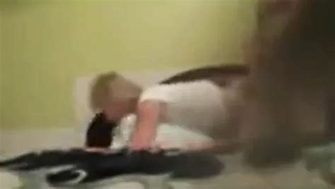 Reife Ehefrau reitet Ehemann in tragendem weißem Mesh Bikini xHamster