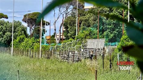 Livorno Bando Per La Gestione Del Campo Di Calcio In Banditella