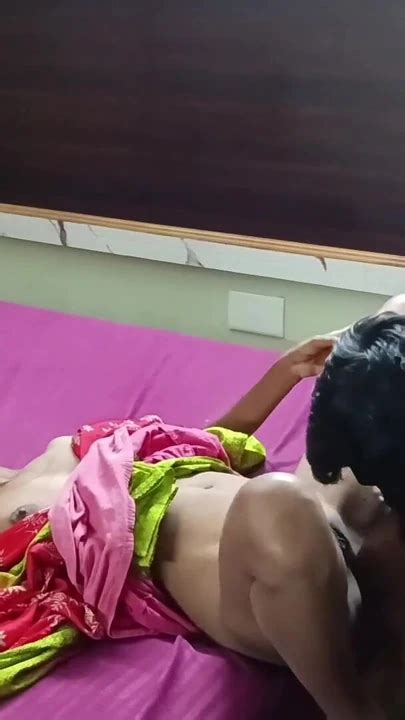 Powerful Moment From Tamil Velaikari Sex Tamil Housemaid Sex With Houseowner Son XHamster